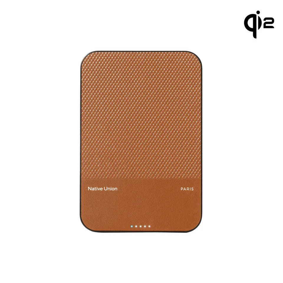 native-union-re-classic-power-bank-magnetic-5-000-mah-magsafe-magnetische-powerb image 1