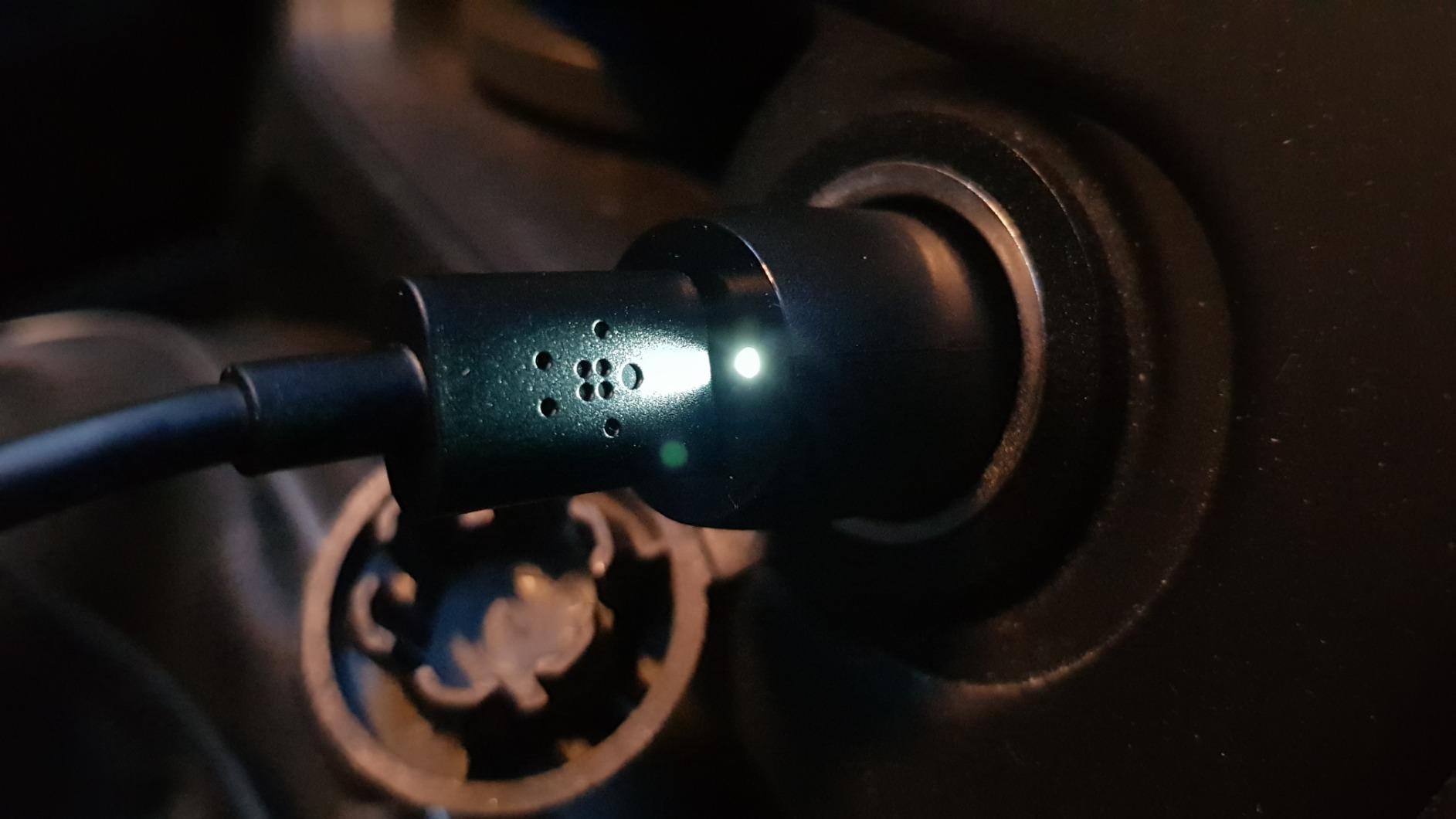 Solide, aber LED leuchtet stark