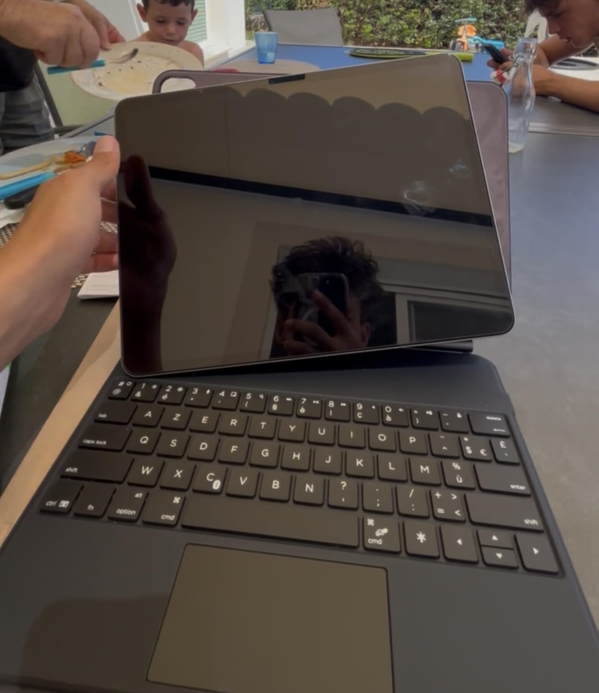 Verwandelt das iPad in einen Laptop