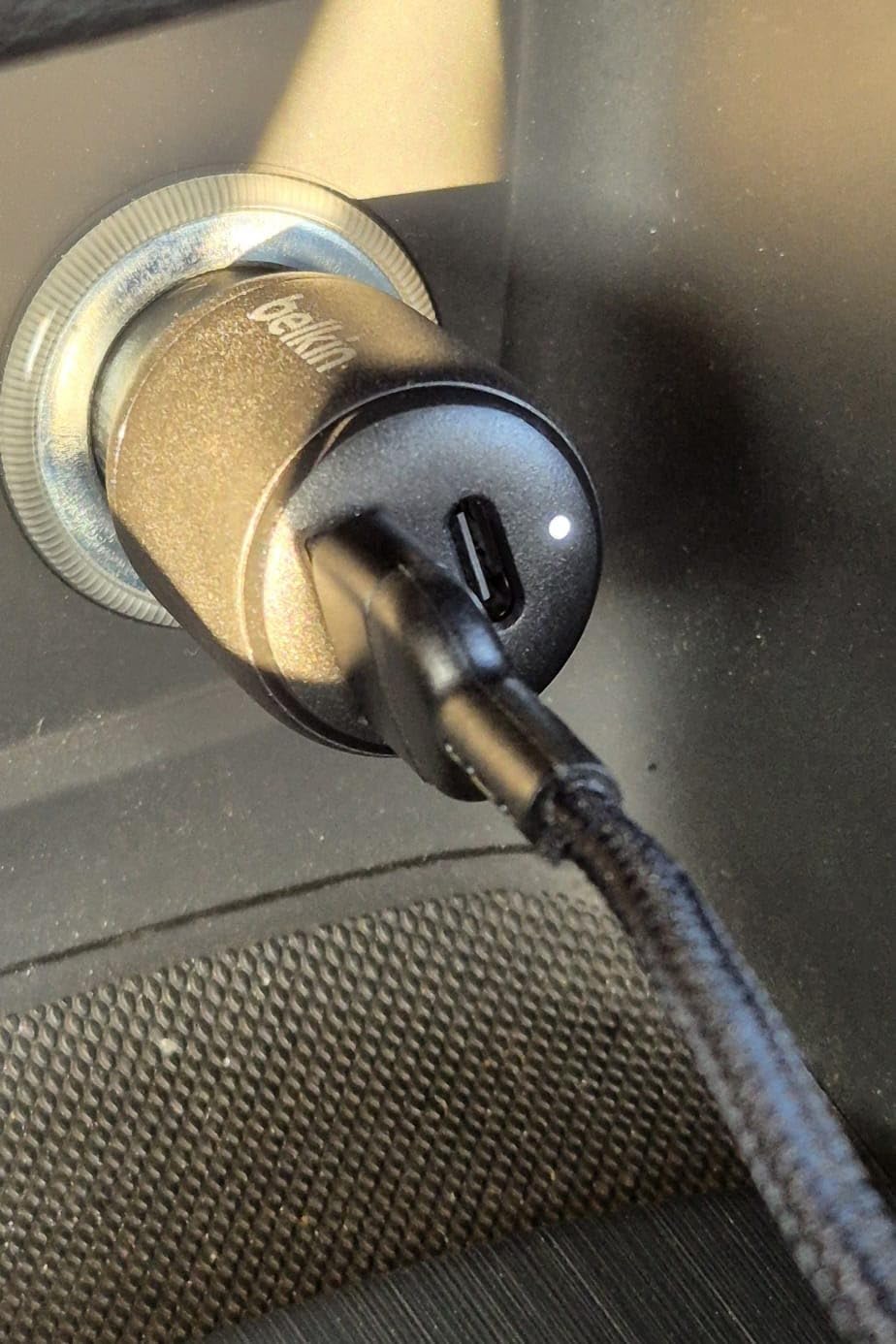 Schnellladen im Auto endlich richtig