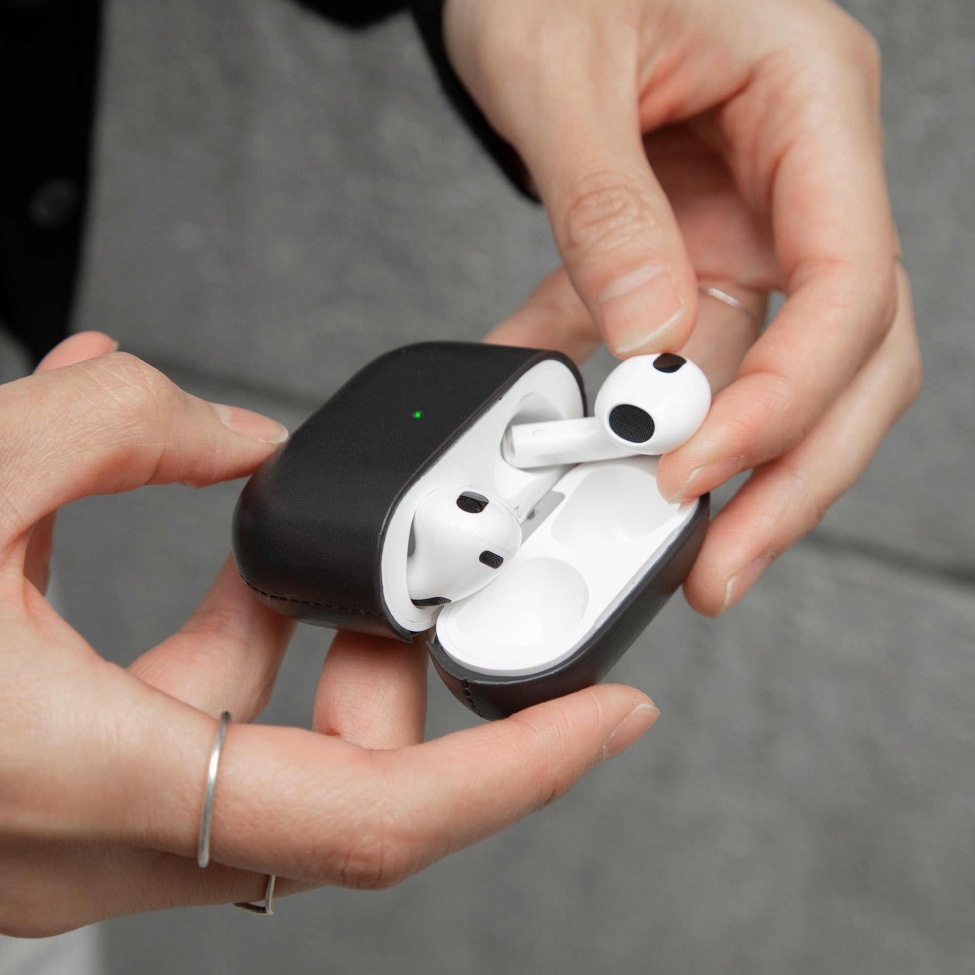 native-union-classic-leather-case-f-r-airpods-3-generation-handgefertigtes-echtl image 5