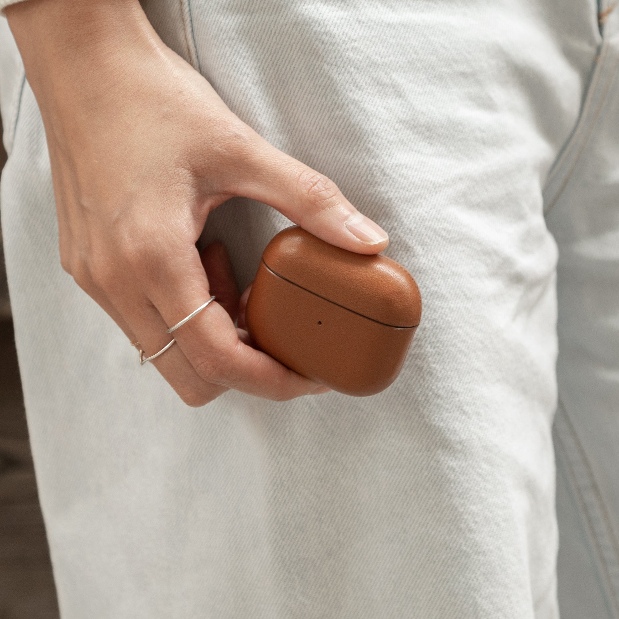 native-union-classic-leather-case-f-r-airpods-3-generation-handgefertigtes-echtl image 7