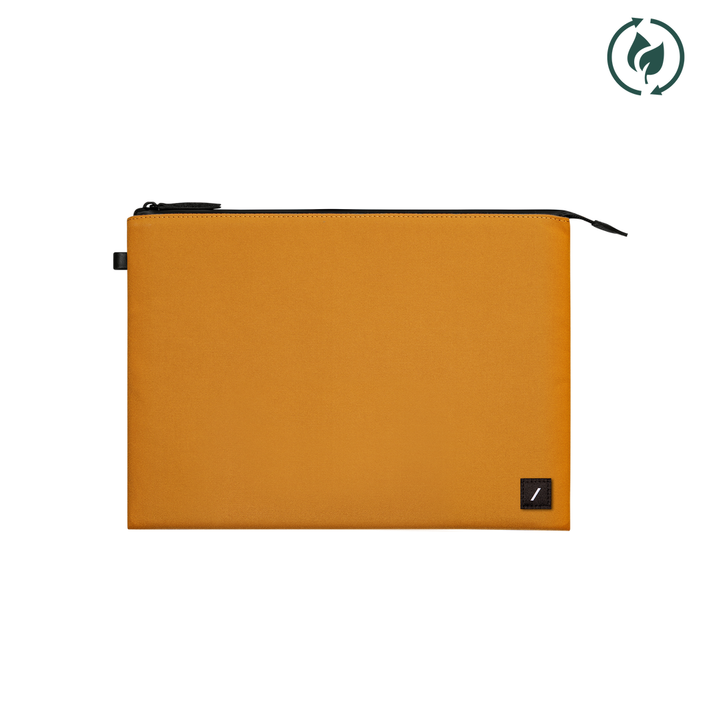 native-union-w-f-a-sleeve-f-r-macbook-16-laptop-h-lle-aus-recyceltem-wasserabwei image 1